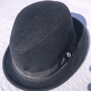 NIXON - Fedora hat